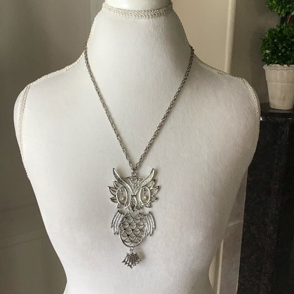 Vintage Owl Pendant Statement Necklace Silver Tone Rhinestone Eyes Articulated - Picture 2 of 8